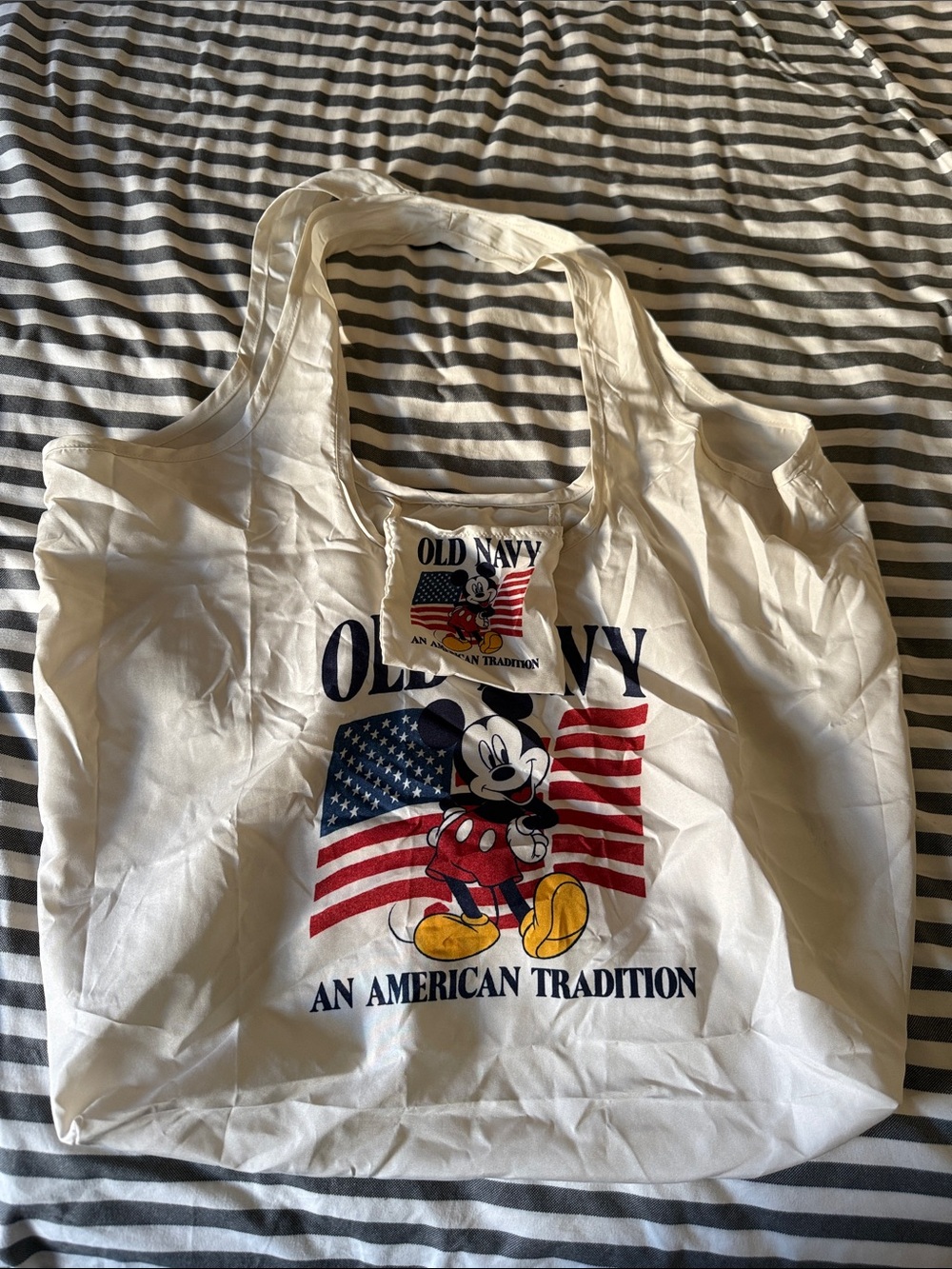 Old Navy White Tote with Mickey Mouse and American Flag Graphic